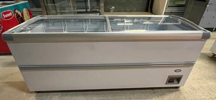 Commercial Chest Freezer - Image 3