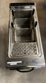 Gas Single Tank Pasta Boiler with 2 Baskets - Natural Gas - Image 2