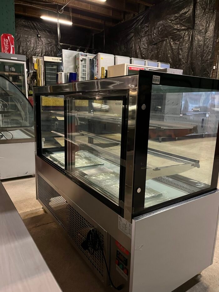 Commercial Cake Fridge Display - Image 5