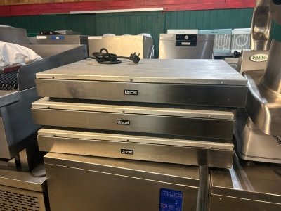 Lincat seal counter top heated display base