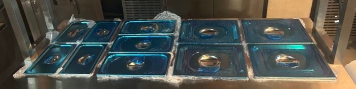 Heated Buffet Gantry with Wet Bain Marie Top and Integrated Hot Cupboard - Image 4