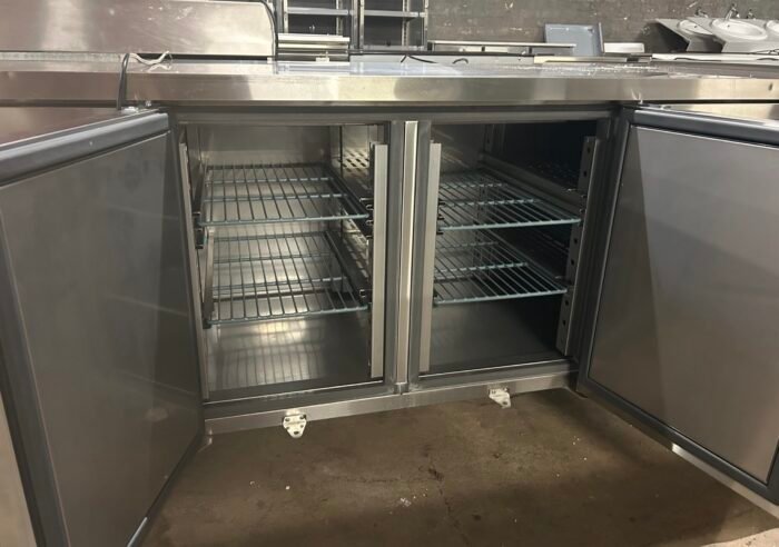 Polar 3 Door Prep Freezer - Image 5