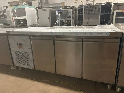 3 Door Preparation Table with Containers